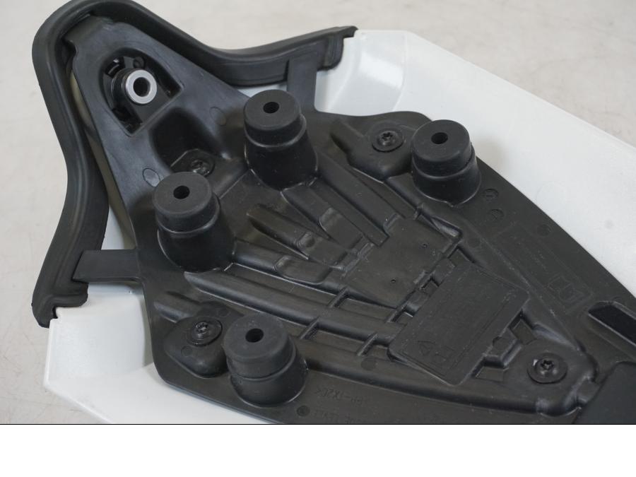 Extrabild2 på Kuts från en Triumph Speed Triple -2021 motorcykel.