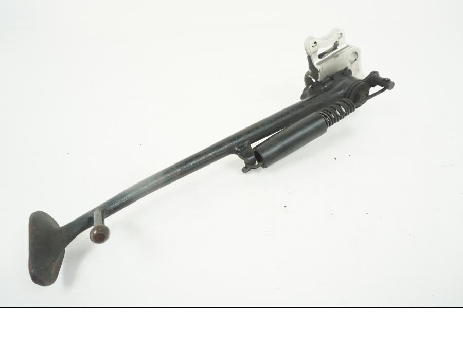 Framsidan på Sidostöd från en Yamaha YZF 1000 R1 -2002 motorcykel.