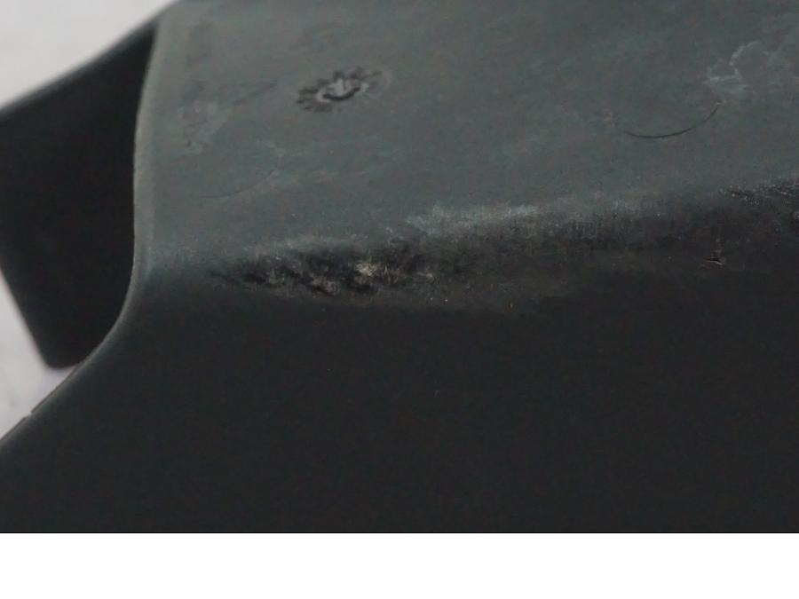 Vänster sida på Luftvinge från en Ducati Multistrada V4 -2024 motorcykel.