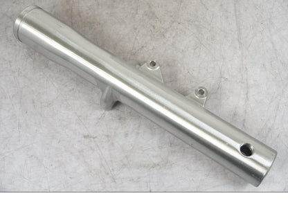 Framsidan på Gaffelben från en Honda VT 750 C4 Shadow -2004 motorcykel.