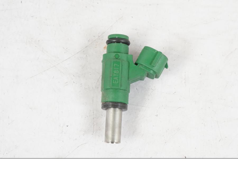 Baksidan på Spridare från en Suzuki GSX-S 1000 -2017 motorcykel.