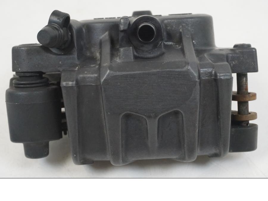 Vänster sida på Bromsok från en BMW F 650 CS -2002 motorcykel.