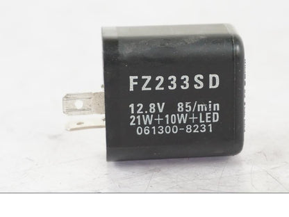 Framsidan på Blinkersrelä från en Kawasaki ZX-6R -2011 motorcykel.