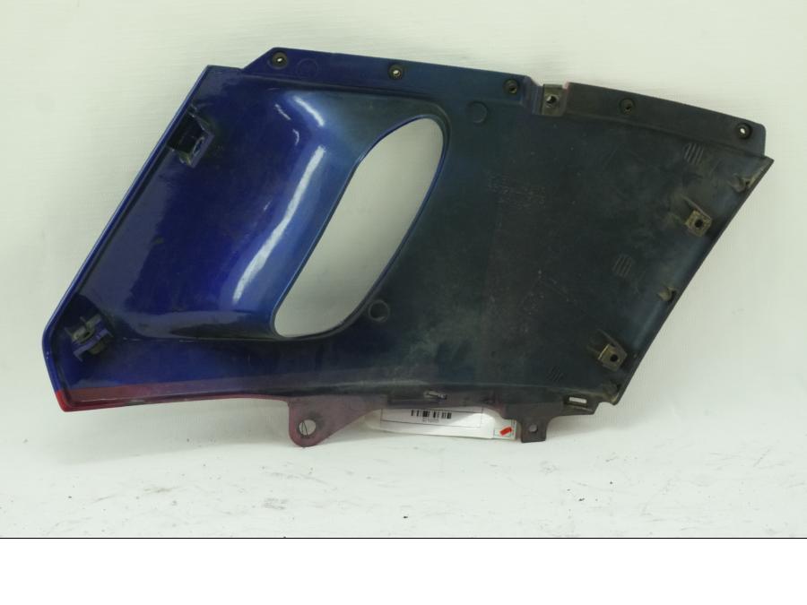 Baksidan på Sidkåpa från en Kawasaki ZZR 600 -1993 motorcykel.