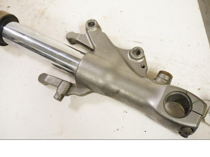 Baksidan på Gaffelben från en Kawasaki ZX-9R -1996 motorcykel.