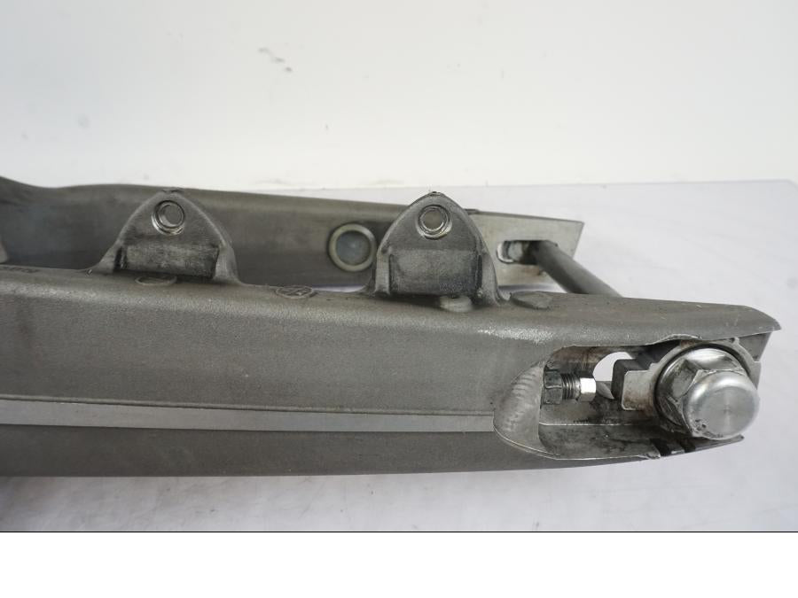 Extrabild2 på Sving från en KTM 640 SM -2005 motorcykel.