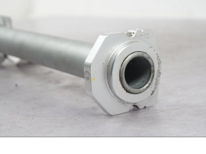 Baksidan på Axel från en Ducati Multistrada V4 -2024 motorcykel.