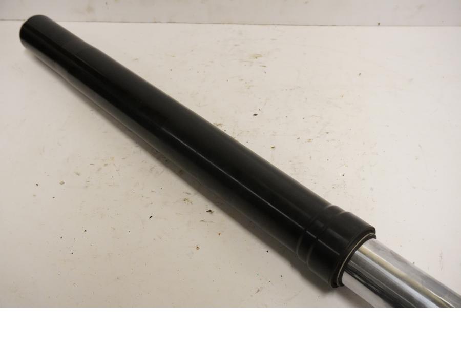 Vänster sida på Gaffelben från en KTM RC8 -2009 motorcykel.