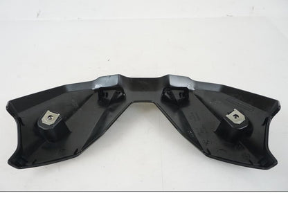 Vänster sida på Näbben från en BMW F 750 GS -2019 motorcykel.