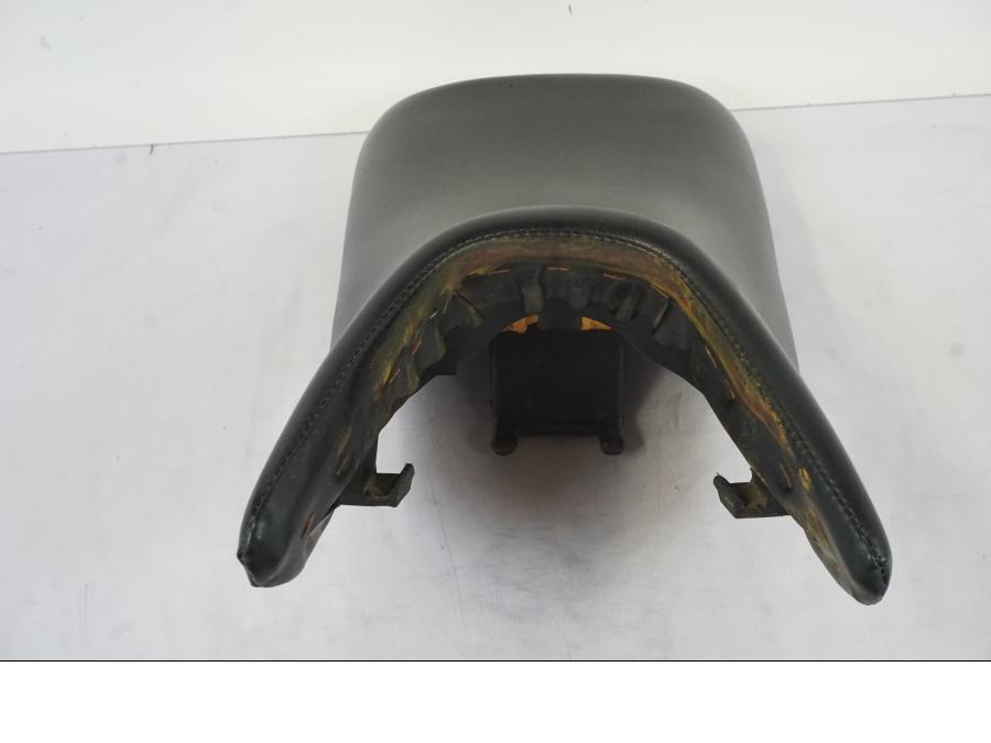 Extrabild1 på Sadel från en Honda CBR 125 R -2006 motorcykel.