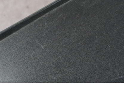 Snett nerifrån på Bensintankskåpa från en BMW K 1600 GTL -2015 motorcykel.