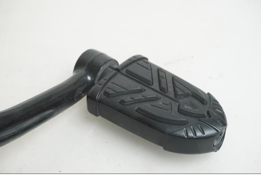 Höger sida på Bromspedal från en Indian Chieftain Dark Horse -2019 motorcykel.