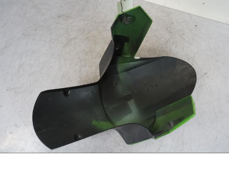 Extrabild5 på Framskärm från en Kawasaki ZX-10R -2008 motorcykel.