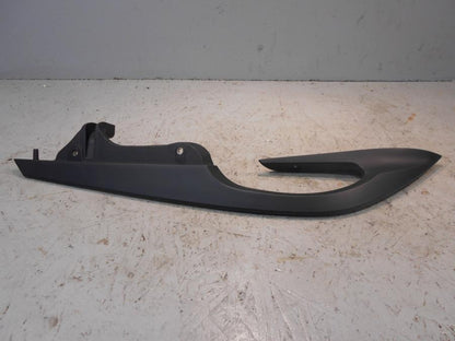 Framsidan på Passagerarhandtag från en BMW K 1600 -2015 motorcykel.