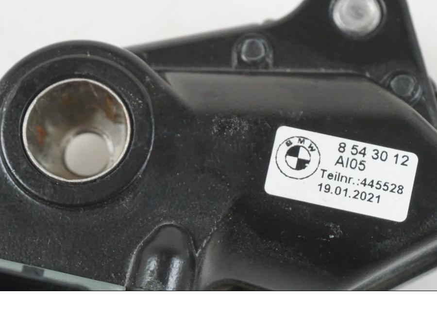 Vänster sida på Quickshift från en BMW R 1250 GS -2021 motorcykel.