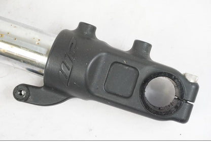 Baksidan på Gaffelben från en KTM 690 Duke -2015 motorcykel.