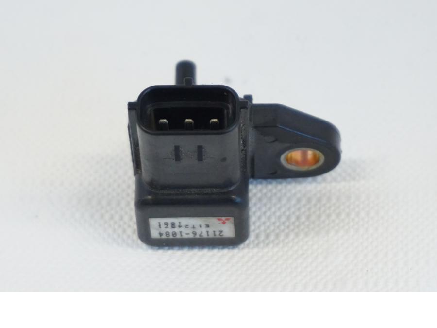 Höger sida på Mapsensor från en Kawasaki VN 1500 Mean Streak -2002 motorcykel.