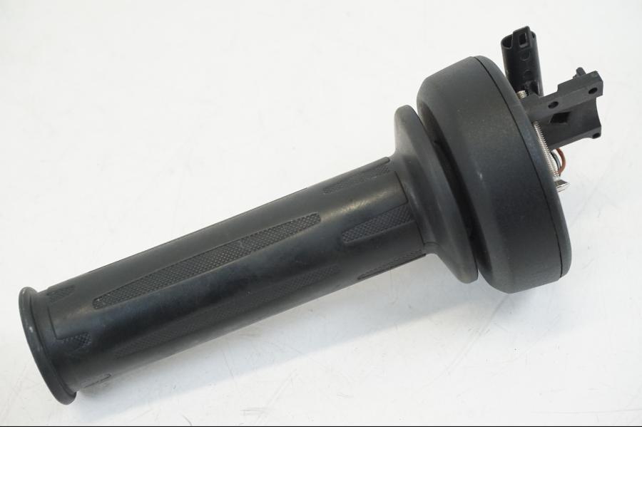 Snett uppifrån på Gasreglage från en BMW R 1250 GS -2019 motorcykel.