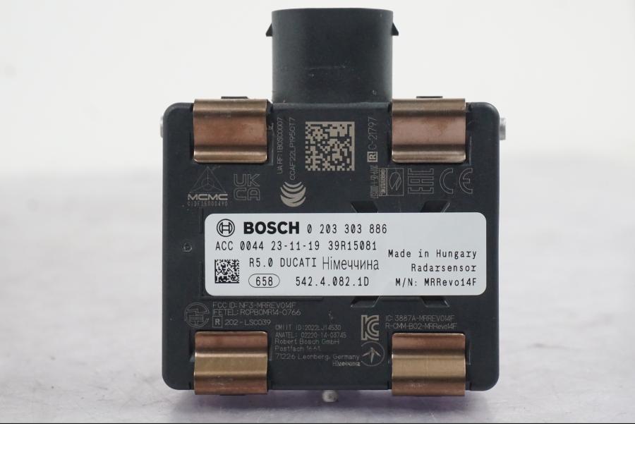 Baksidan på Radar från en Ducati Multistrada V4 -2024 motorcykel.