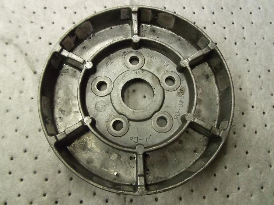 Framsidan på Remhjulsfäste från en H-D Touring Road King Classic FLHRCI -2008 motorcykel.