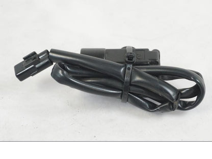 Baksidan på Sidostödsbrytare från en Yamaha MT-09 -2019 motorcykel.