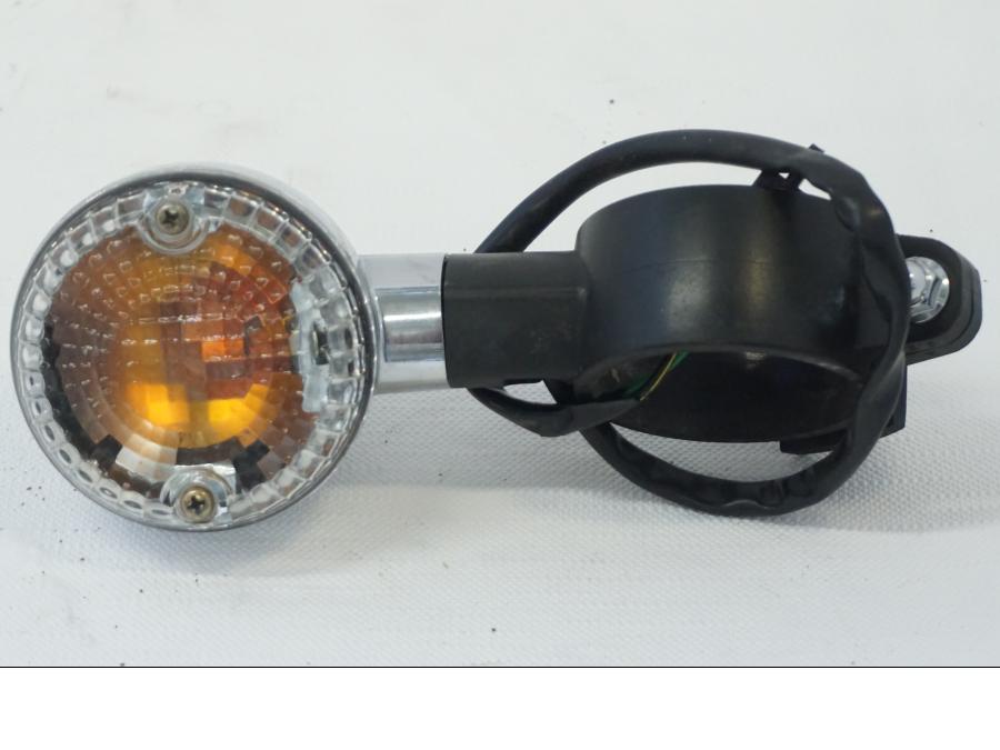 Framsidan på Blinkers från en Kawasaki VN 1500 Mean Streak -2002 motorcykel.