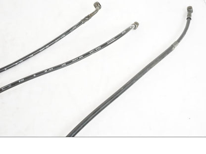 Höger sida på Bromsledning från en KTM 690 Duke -2015 motorcykel.