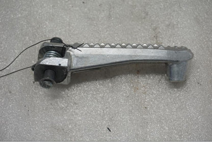 Baksidan på Fotpinne från en Suzuki SV 650 -2016 motorcykel.