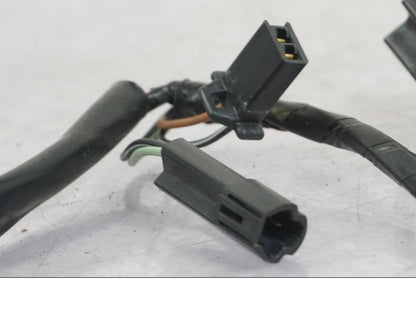 Snett nerifrån på Kablage från en Suzuki GSX 1300 RX -1999 motorcykel.