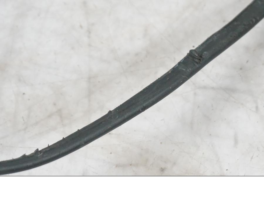 Snett uppifrån på Backspegel från en Buell 1125 R -2008 motorcykel.