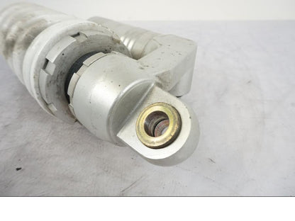 Snett uppifrån på Stötdämpare från en KTM 990 Super Duke -2006 motorcykel.