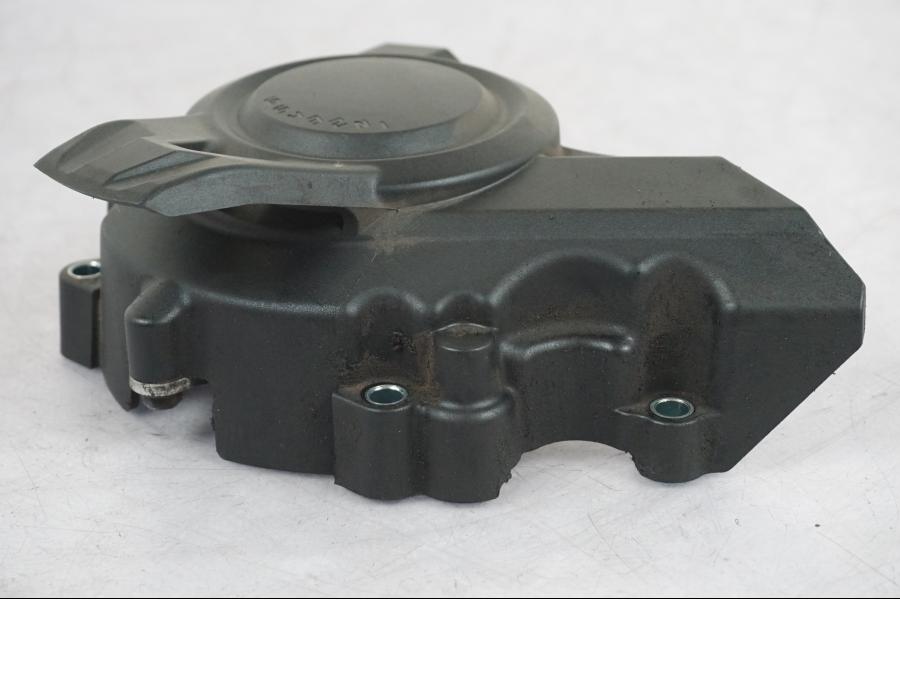 Höger sida på Kedjeskydd från en Kawasaki Z 900 -2019 motorcykel.