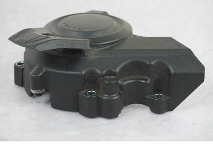 Höger sida på Kedjeskydd från en Kawasaki Z 900 -2019 motorcykel.