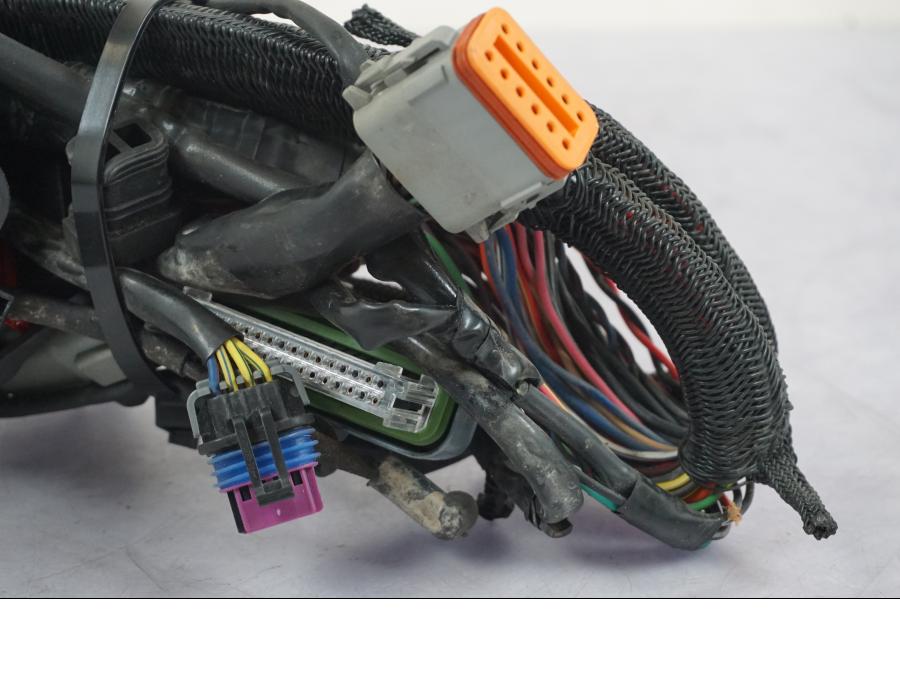 Snett uppifrån på Kabelstam från en H-D Sportster 883 XL -2007 motorcykel.