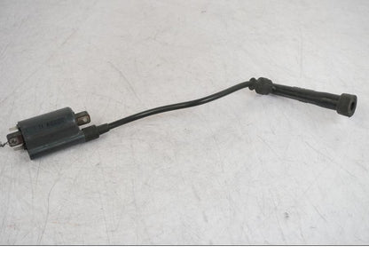 Framsidan på Tändspole från en Suzuki VZ 800 -2000 motorcykel.