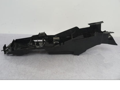 Vänster sida på Undertail från en Yamaha MT-09 SP -2018 motorcykel.