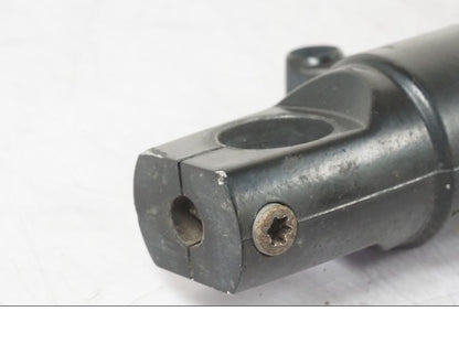 Höger sida på Gaffelben från en BMW R 1200 GSA -2012 motorcykel.