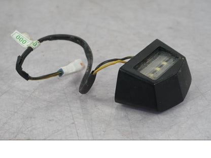 Framsidan på Skyltbelysning från en KTM 1290 Super Adventure R -2018 motorcykel.