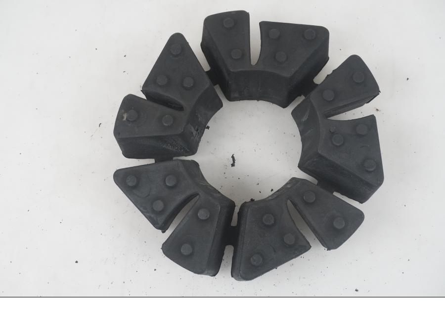 Framsidan på Ryckutjämnare från en Triumph Daytona 600 -2003 motorcykel.