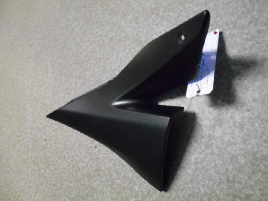 Vänster sida på Sidopanel från en Kawasaki ZX-10R -2005 motorcykel.