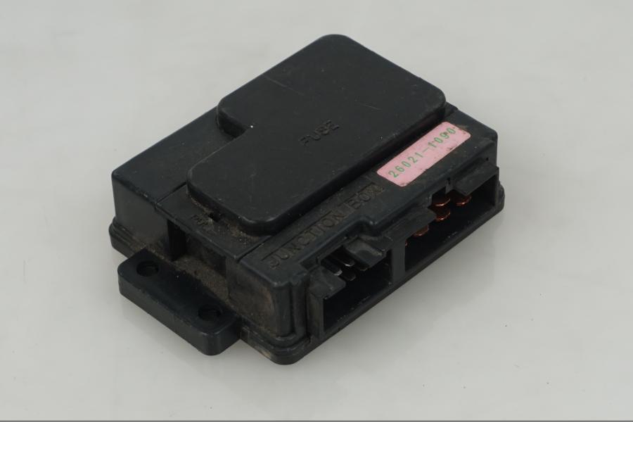 Baksidan på Säkringsbox från en Kawasaki EN 500 -1999 motorcykel.