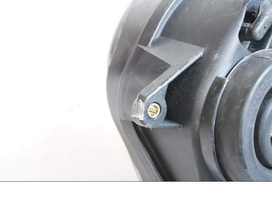 Extrabild1 på Strålkastare från en Honda CBR 900 RR -2000 motorcykel.