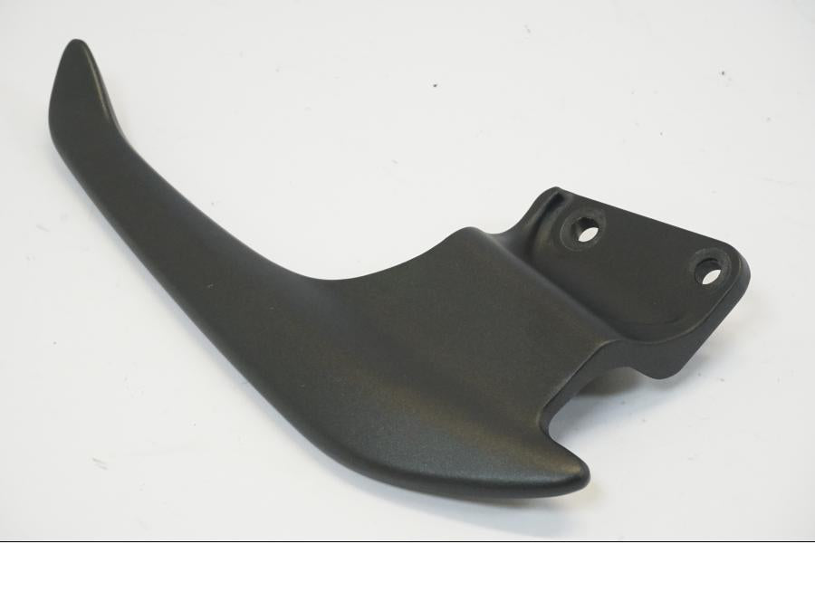 Vänster sida på Passagerarhandtag från en Yamaha YS 125 -2017 motorcykel.