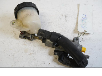 Baksidan på Bromshuvudcylinder från en Honda XL 1000 V -1999 motorcykel.