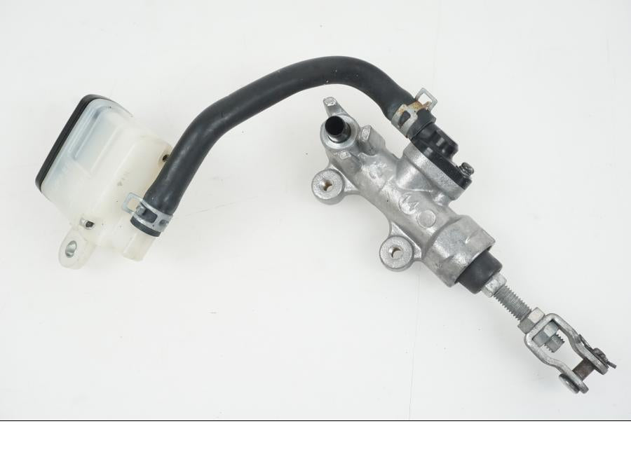 Framsidan på Bromshuvudcylinder från en Suzuki GSX-R 1000 -2007 motorcykel.