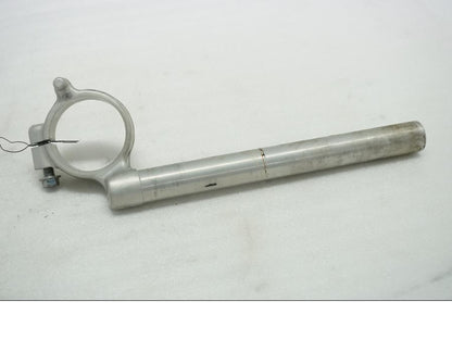 Framsidan på Styre från en Suzuki GSX-R 600 -2004 motorcykel.