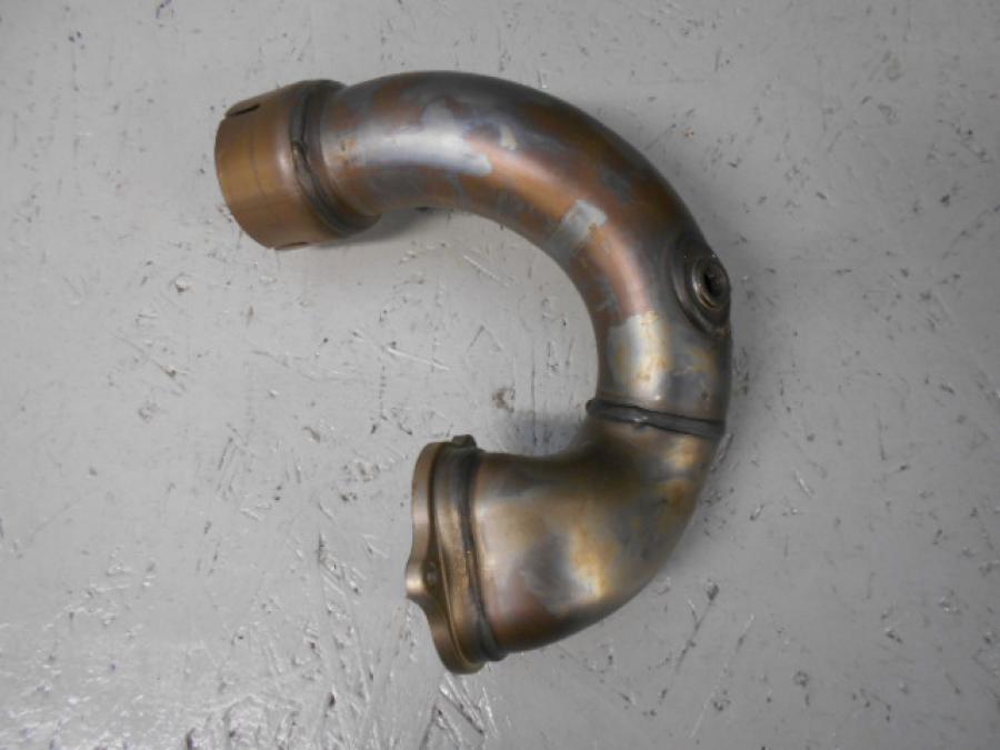 Framsidan på Grenrör från en Ducati Monster 1200 -2016 motorcykel.