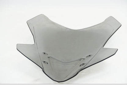 Höger sida på Vindruta från en Yamaha MT-09 -2015 motorcykel.