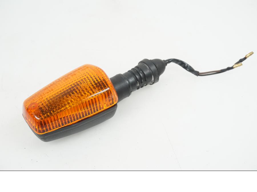 Framsidan på Blinkers från en Yamaha XJ 900 -1997 motorcykel.