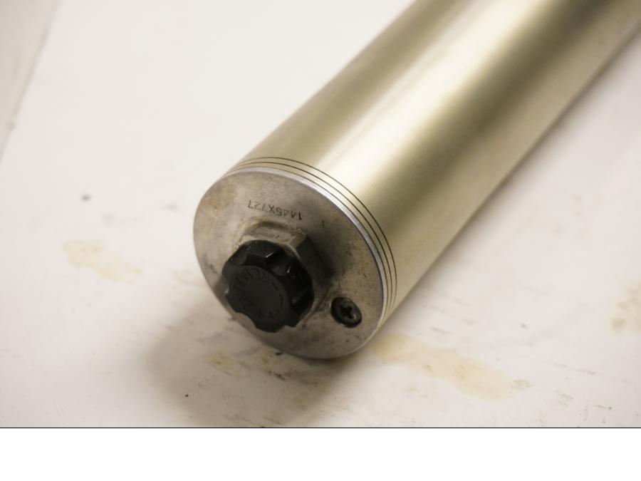 Vänster sida på Gaffelben från en Husaberg FS 650 E -2008 motorcykel.